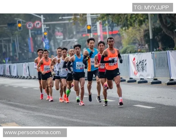 西安攀岩队以96分领跑城市马拉松积分榜展现强劲实力 西安攀岩队以96分领跑城市马拉松积分榜展现强劲实力