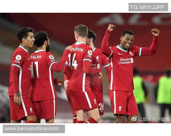 利物浦与水晶宫音乐对决激情四溢球迷共鸣的旋律与热情交织