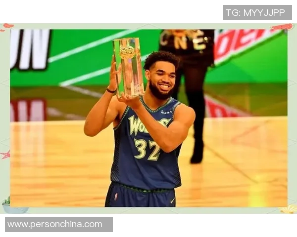 卡尔安东尼唐斯在NBA赛场上的成长与挑战分析