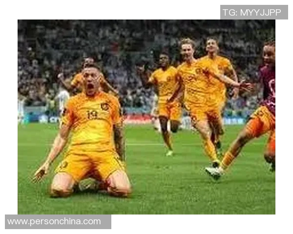 奈梅亨青年队与埃因霍温青年队激战正酣精彩对决引人瞩目