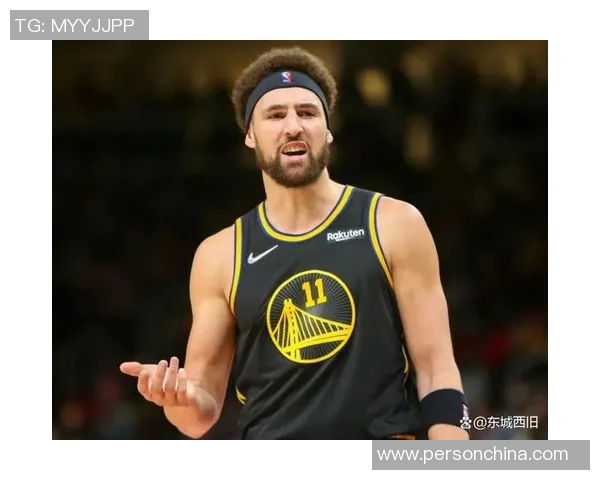 火箭与勇士激战16日NBA赛场再掀高潮球迷期待精彩对决