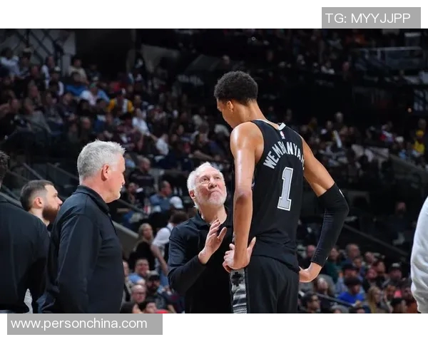 火箭队与马刺队激战正酣最终比分揭晓精彩瞬间回顾与分析