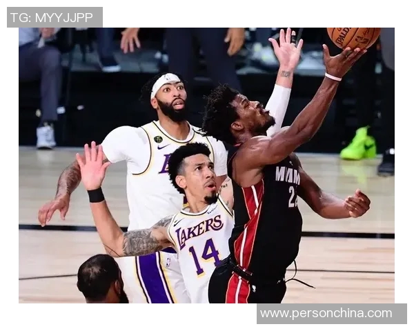 热火与湖人激战腾讯体育直播精彩瞬间回顾与分析