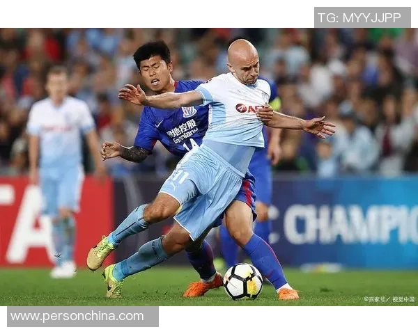 诺科平与天狼星的激烈对决揭示了足球战术的精彩与魅力