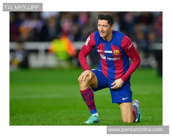 赫罗纳主场迎战巴萨双方争夺西甲积分榜重要战役