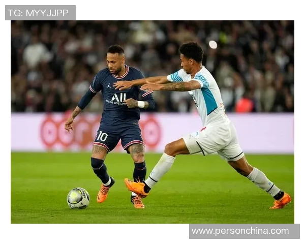 雷恩与亚眠激战法国杯争夺战双方全力以赴力争晋级荣耀之路