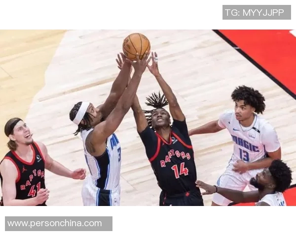 马刺与火箭激战三月七日NBA赛场精彩对决引发球迷热议