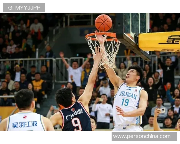 CBA直播视频精彩对决上海队迎战江苏队全场回顾与精彩瞬间分析